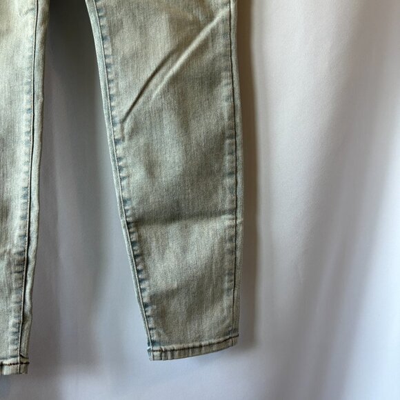 Banana Republic Women's Light Wash High-Rise Narrow Leg Skinny Jeans Siz… - Picture 3 of 10